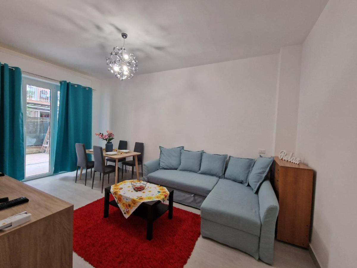 Denis, Liguria Apartment *